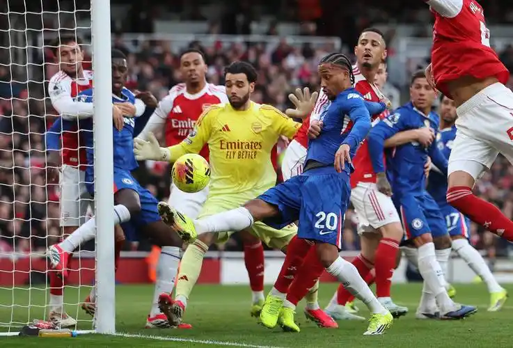 荷兰甲级联赛：阿尔克马尔 VS 海伦芬